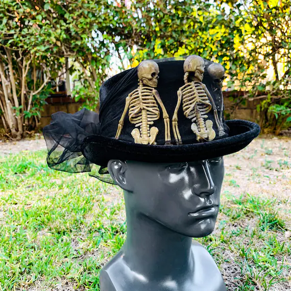 Sombrero Con Calaveras C/1